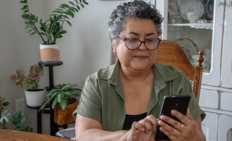 woman using cell phone